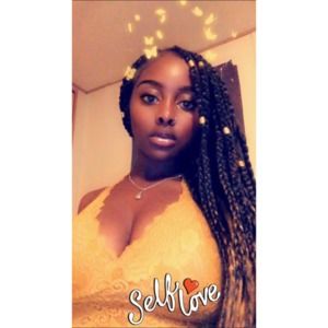 Meet your Posher, Ivy